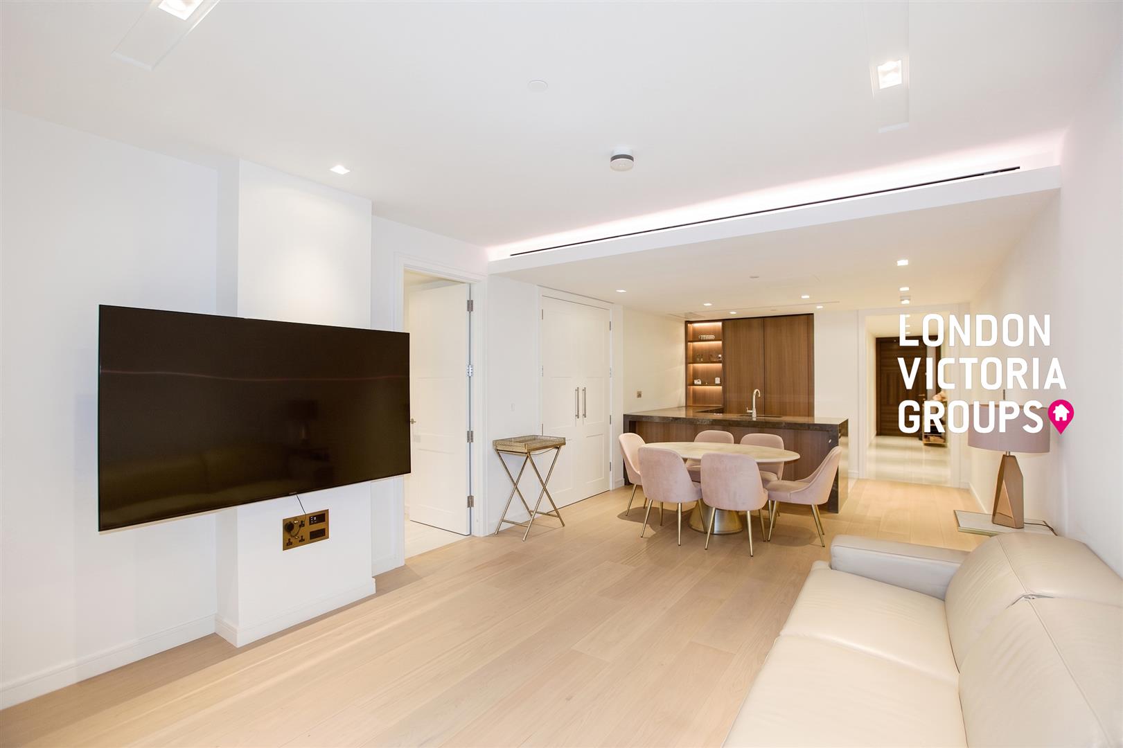 3 bed property in 18 Portugal Street, London